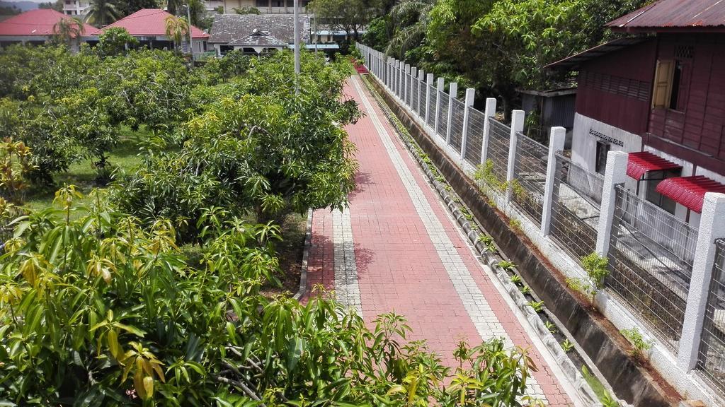 Harum Manis Country House Kangar Esterno foto