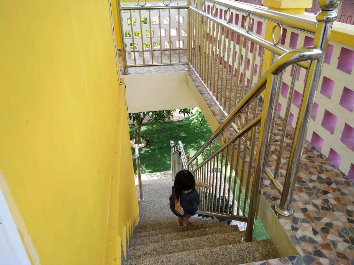 Harum Manis Country House Kangar Esterno foto